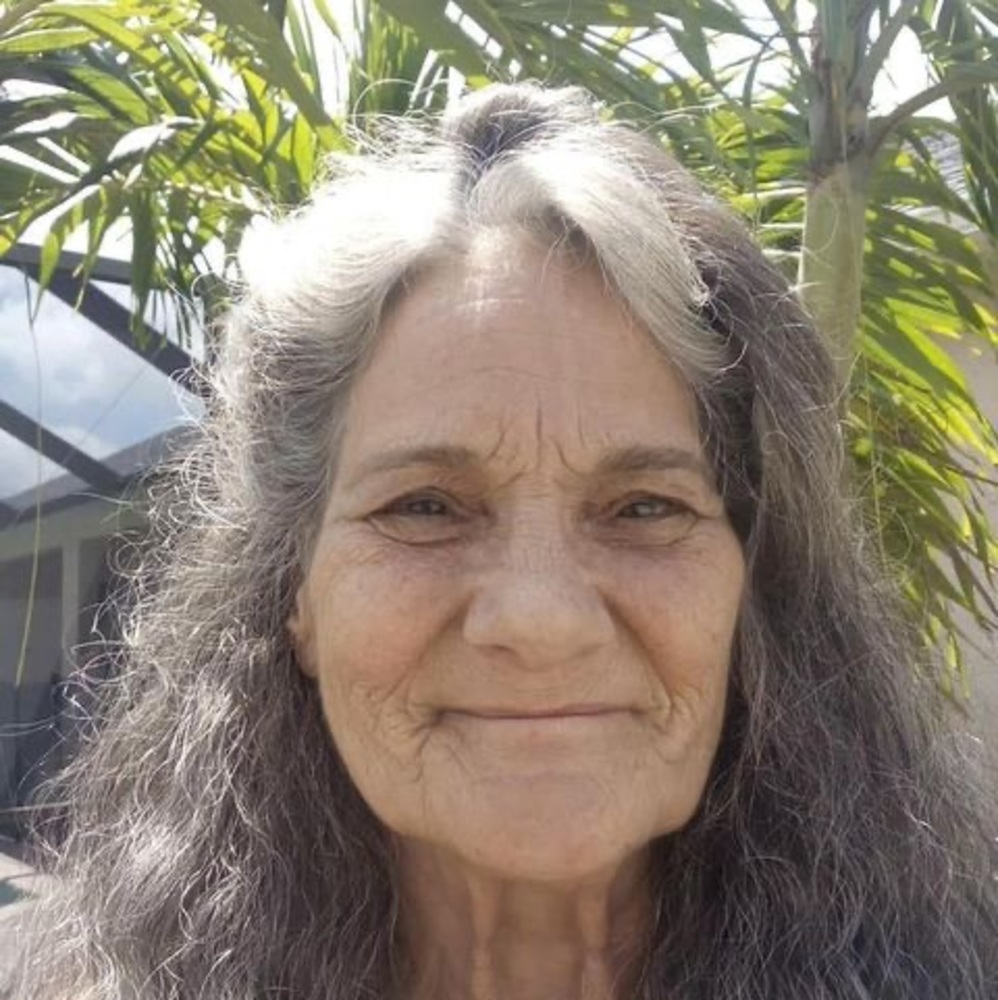 Meet your Posher, Carol